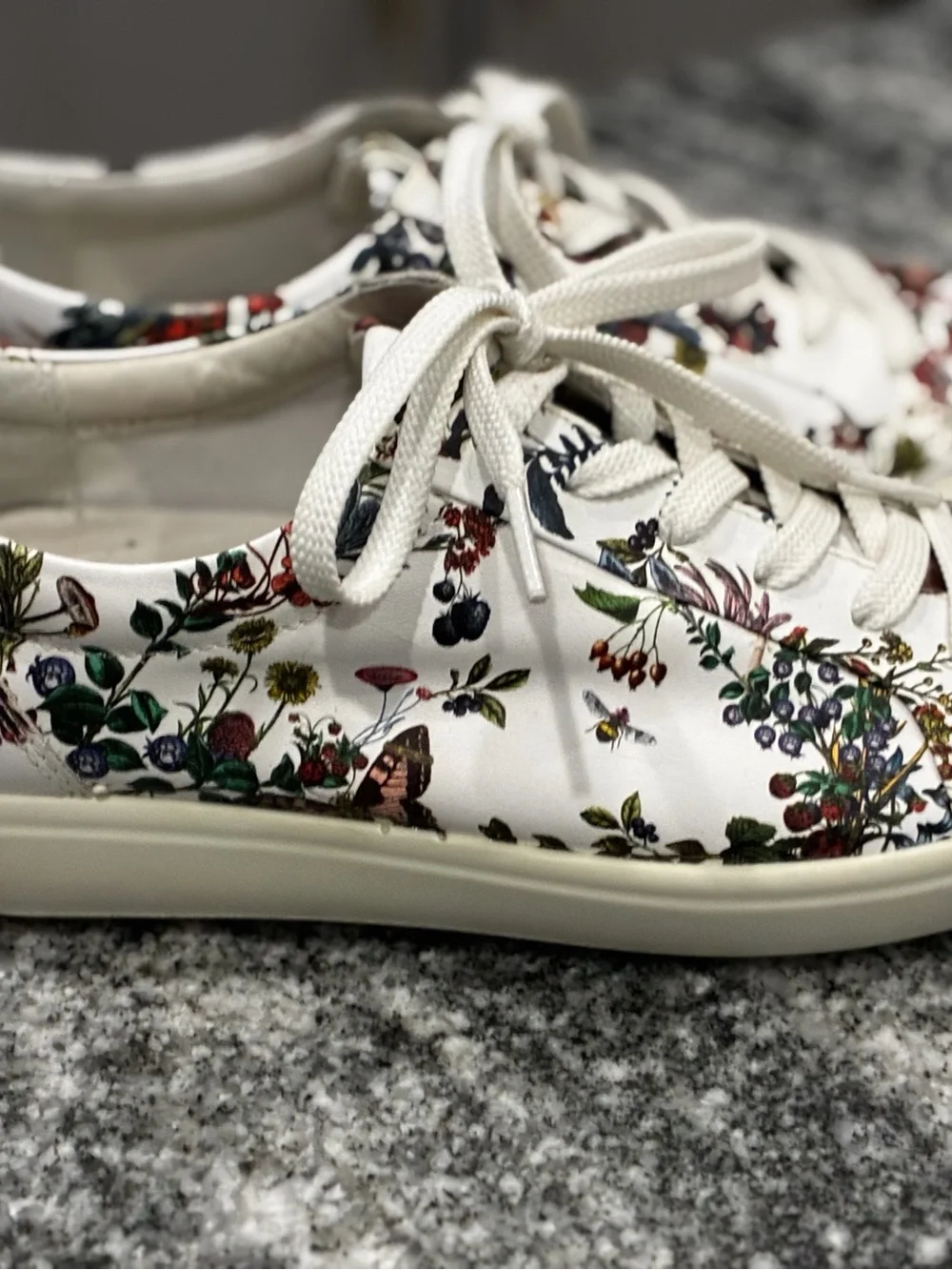 ECCO  x Kristjana S. Williams Soft 7 Floral Leather Sneakers